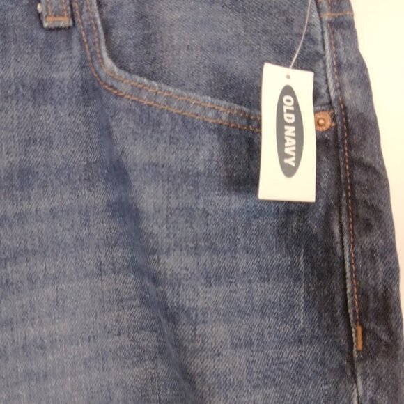 Old Navy | NWT Denim High Rise 5" Inseam Jean Shorts | Size 14 - Picture 2 of 8